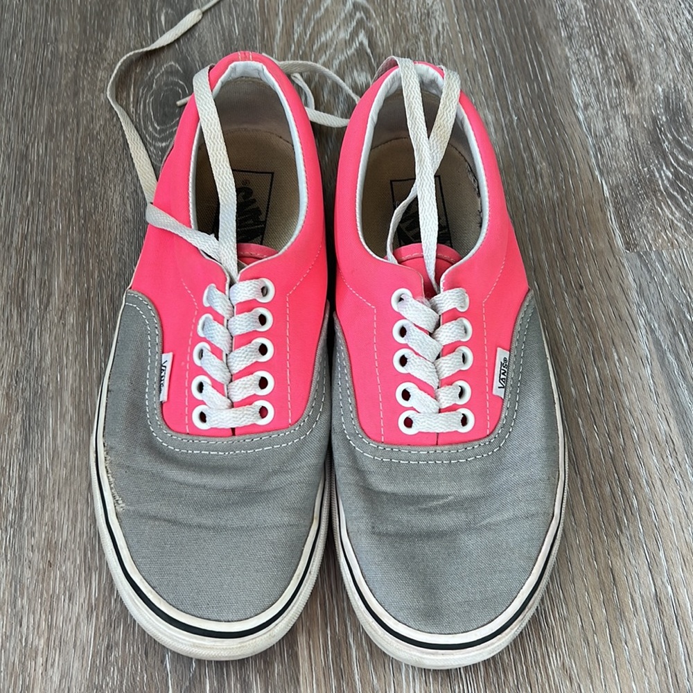 Vans - Picture 4 of 4